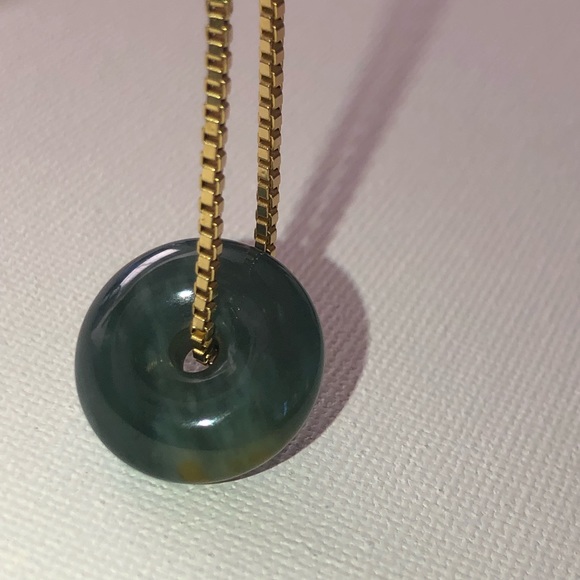 Princesa Blue Guatemalan Jadeite Donut - Picture 7 of 13